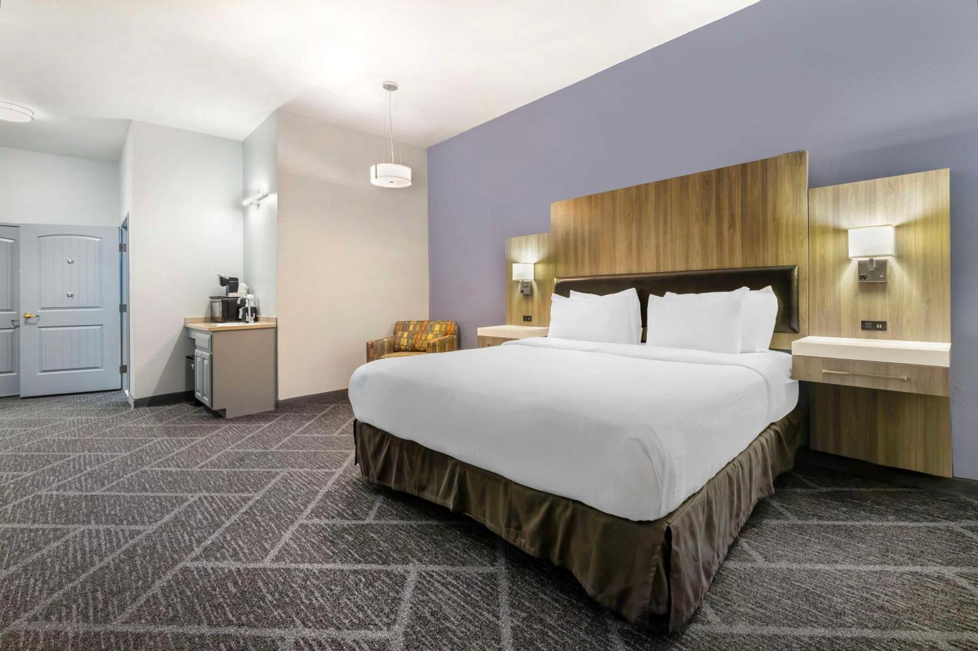 Best Western Plus Appleton Airport Mall Hotel Exterior foto